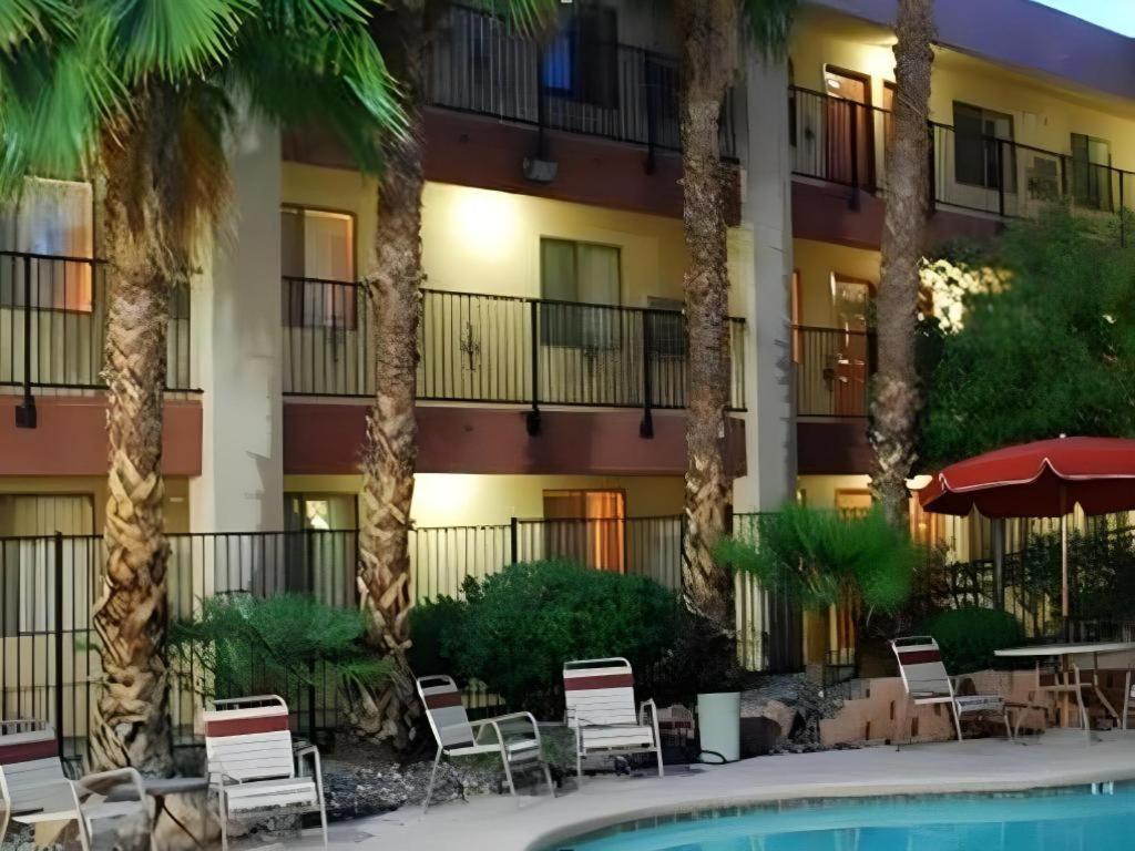 Nellis Suites At Main Gate Hotel Las Vegas Luaran gambar